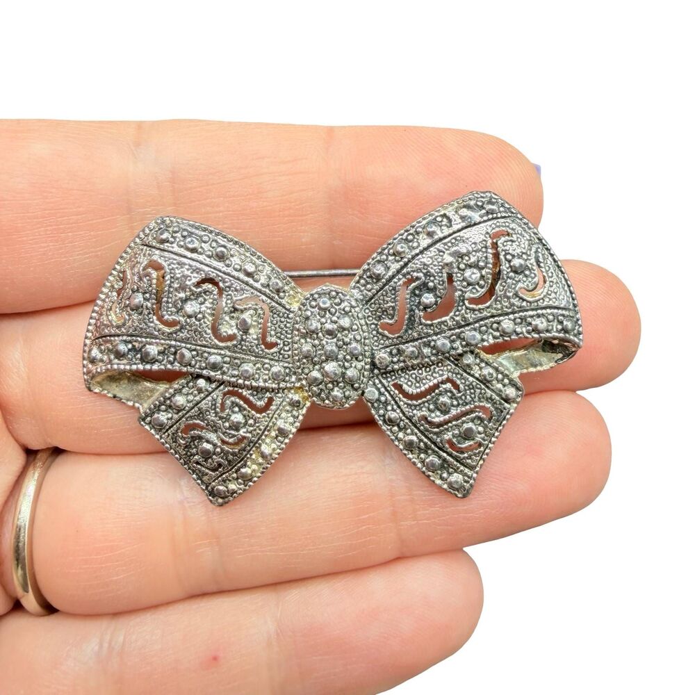 Vintage Jewelry Silver Tone  Ribbon Marcasite Bow Brooch Pin